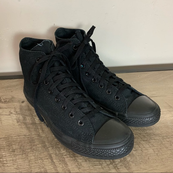 CONVERSE Chuck Taylor ALL STAR Black Canvas HIGH TOP Shoes SNEAKERS 10 1/2